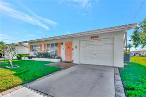 9622 41ST WAY, PINELLAS PARK, FL 33782 Sold 10/01/25