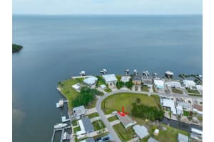 3425 SHELL POINT ROAD, RUSKIN, FL 33570 Sold 08/30/24