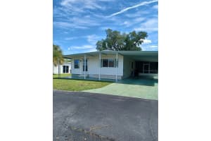 3226 Carnation Ln, ZEPHYRHILLS