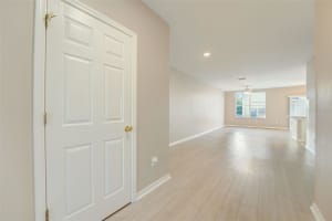 9725 CARLSDALE DRIVE, RIVERVIEW, FL 33578 Sold 05/07/24