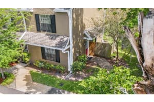 16501 LAKE BRIGADOON CIRCLE, TAMPA, FL 33618 Sold 05/24/24