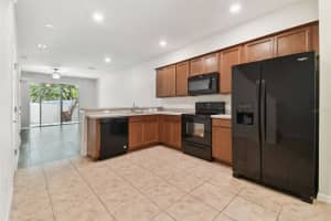 5376 SYLVESTER LOOP, TAMPA, FL 33610 Sold 08/28/24