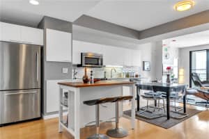 226 5TH AVENUE, SAINT PETERSBURG, FL 33701 Sold 03/26/25