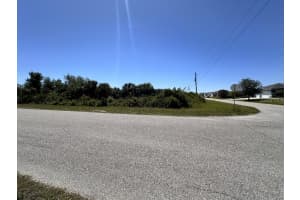 10097 SUNDAY DRIVE, PORT CHARLOTTE, FL 33981 - MLS#MFRT3517369