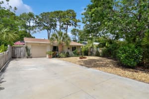761 62ND AVENUE, SAINT PETERSBURG, FL 33702 Sold 10/30/24