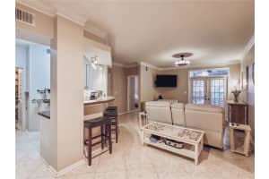 5107 BAY CLUB CIRCLE, TAMPA, FL 33607 Sold 09/30/24