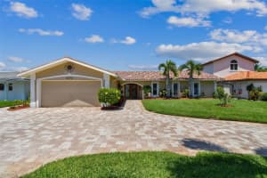 2079 MASSACHUSETTS AVENUE, SAINT PETERSBURG, FL 33703 Sold 05/30/24