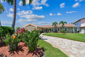 2079 MASSACHUSETTS AVENUE, SAINT PETERSBURG, FL 33703 Sold 05/30/24