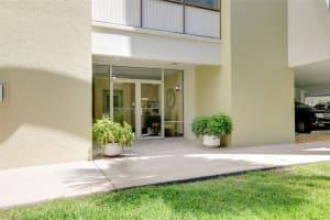 4651 1ST STREET, ST PETERSBURG, FL 33703 Sold 12/03/24