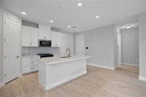 5813 LONG SHORE LOOP, SARASOTA, FL 34238 Sold 06/20/24