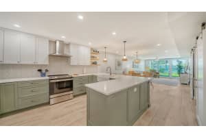 5055 GULF OF MEXICO DRIVE, LONGBOAT KEY, FL 34228 Sold 05/30/24