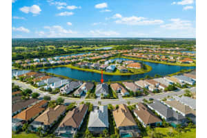 15511 CASTLE PARK TERRACE, LAKEWOOD RANCH, FL 34202 Sold 05/30/24