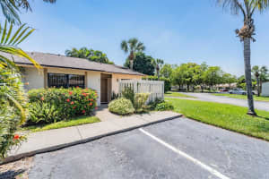 2926 60TH STREET, BRADENTON, FL 34209 Sold 05/23/24