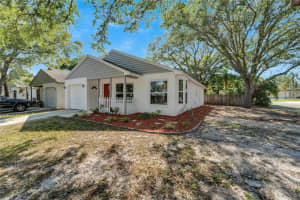 3838 LAKE SHORE DRIVE, PALM HARBOR, FL 34684 Sold 11/04/24