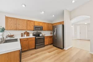 8029 CARRIAGE POINTE DRIVE, GIBSONTON, FL 33534 Sold 06/21/24