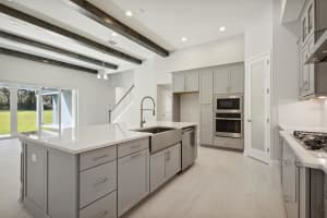 10189 MEADOWRUN DRIVE, LITHIA, FL 33547 Sold 02/07/25