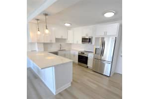 2401 BAYSHORE BOULEVARD, TAMPA, FL 33629 Sold 07/25/24
