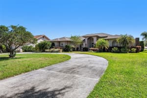 2712 PINE CLUB DRIVE, PLANT CITY, FL 33566 Sold 08/13/24
