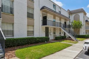811 RUSSELL LANE, BRANDON, FL 33510 Sold 11/22/24