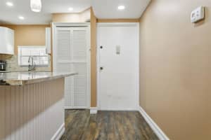 811 RUSSELL LANE, BRANDON, FL 33510 Sold 11/22/24