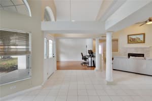 9818 SUNNYOAK DRIVE, RIVERVIEW, FL 33569 Sold 10/25/24