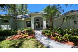 2250 EAGLE BLUFF DRIVE, VALRICO, FL 33596 Sold 11/22/24