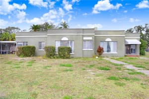 2425 LAKE LILLIAN DRIVE, AVON PARK, FL 33825 Sold 09/16/24