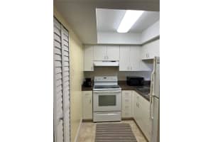 3801 OAK DRIVE, TAMPA, FL 33611 Sold 06/20/24