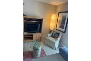 3801 OAK DRIVE, TAMPA, FL 33611 Sold 06/20/24