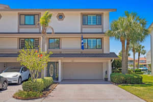 125 MARINA DEL REY COURT, CLEARWATER BEACH, FL 33767 Sold 07/19/24
