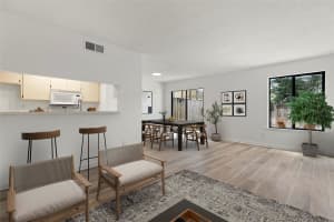 1314 MOUNTAIN VIEW DR, TAMPA, FL 33612 Sold 01/06/25