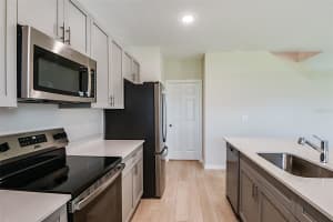 2036 MARIGOLD ALLEY, WINTER HAVEN, FL 33884 Sold 05/30/25