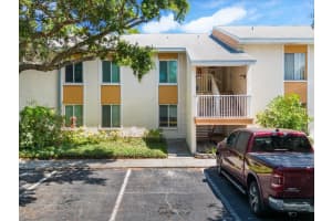 776 100th Ave N #104, ST PETERSBURG