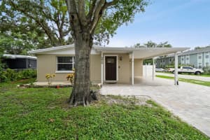 2926 TYSON AVENUE, TAMPA, FL 33611 Sold 02/14/25