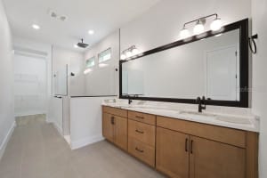 13433 BERGAMONT CIRCLE, TAMPA, FL 33618 Sold 09/27/24