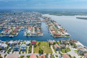 WESTSHORE DR, NEW PORT RICHEY, FL 34652 - MLS#MFRT3525953