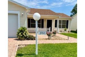 2713 DE LA ROSA STREET, THE VILLAGES, FL 32162 Sold 01/21/25
