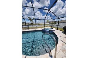 812 TIDAL ROCK AVENUE, RUSKIN, FL 33570 Sold 03/20/25