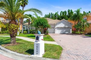 10549 MARTINIQUE ISLE DRIVE, TAMPA, FL 33647 Sold 01/30/25