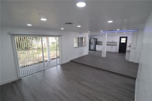 7224 KINGSBURY CIRCLE, TAMPA, FL 33610 Sold 07/18/24