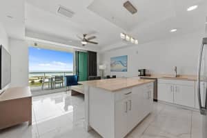 11500 Gulf Blvd #610, ST PETERSBURG