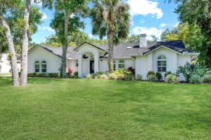 8810 CROSSWOOD COURT, RIVERVIEW, FL 33578 Sold 07/11/24