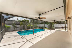 7627 37TH STREET, SARASOTA, FL 34243 Sold 09/03/24