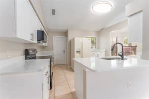 7627 37TH STREET, SARASOTA, FL 34243 Sold 09/03/24