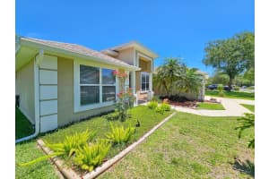 6 SOUTHERN TRACE BOULEVARD, ORMOND BEACH, FL 32174 Sold 03/05/25