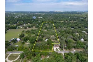 7813 Valrie Ln, RIVERVIEW
