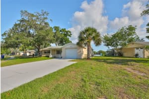 8233 FISHHAWK AVENUE, NEW PORT RICHEY, FL 34653 Sold 10/07/24