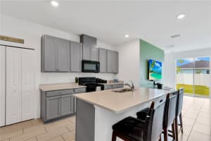 11812 BRIGHTON KNOLL LOOP, RIVERVIEW, FL 33579 Sold 12/11/24