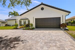4749 LANSING STREET, SAINT PETERSBURG, FL 33703 Sold 01/03/25
