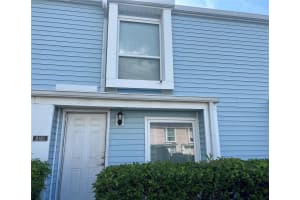 11821 CYPRESS HILL CIRCLE, TAMPA, FL 33626 Sold 07/29/24